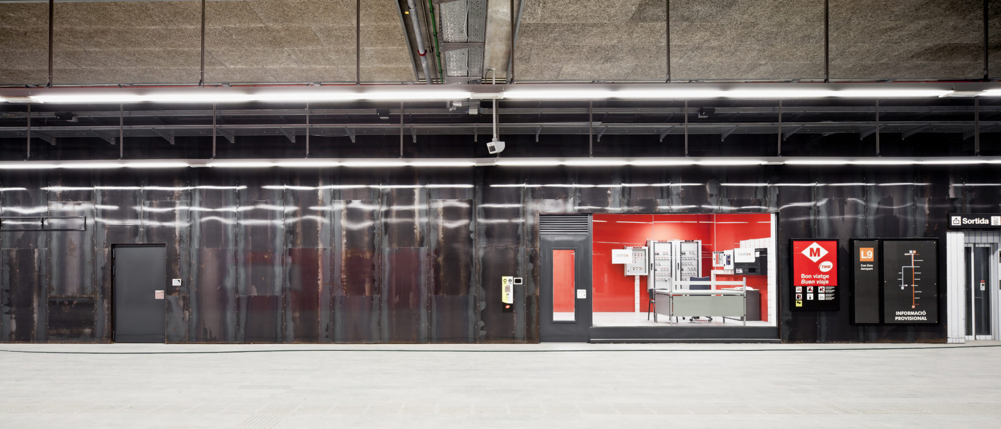 Three L9 metro stations - Garcés - de Seta - Bonet