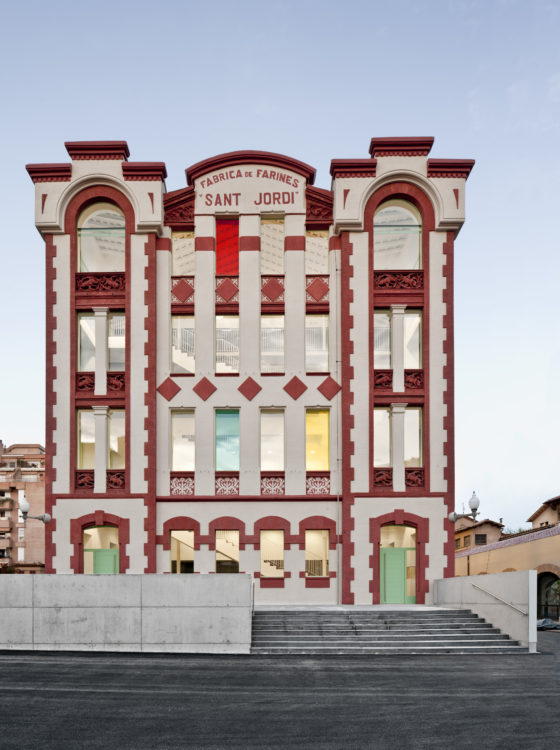 Centro de artes visuales La Farinera - Garcés - de Seta - Bonet