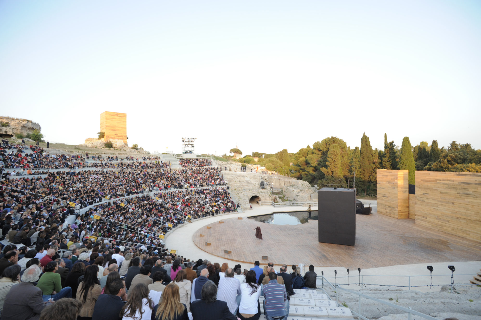 Stage designs for the Greek Theater of Syracusa - Garcés - de Seta - Bonet