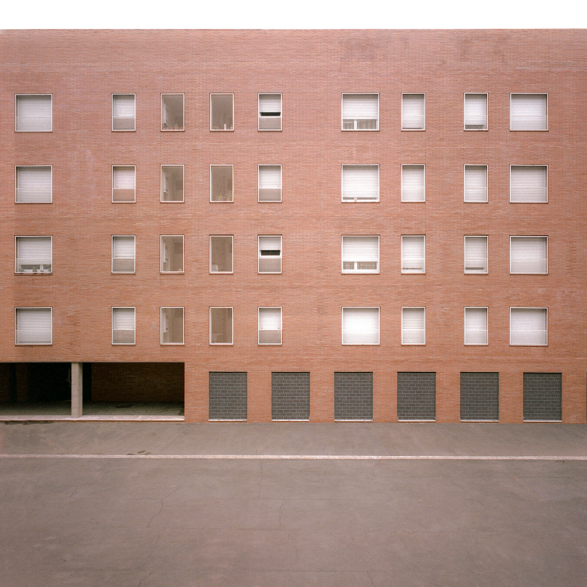 Multifamily housing in Mollet - Garcés - de Seta - Bonet