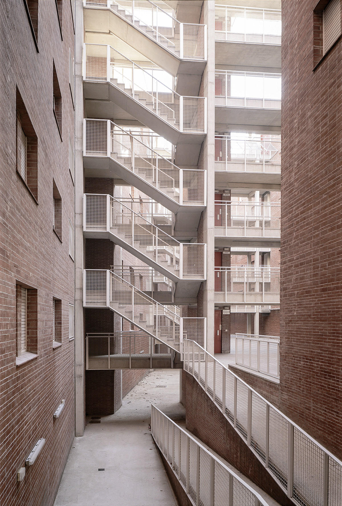 Multifamily housing in Mollet - Garcés - de Seta - Bonet