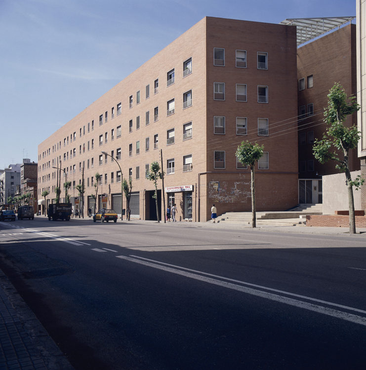 Multifamily housing in Pi Molist - Garcés - de Seta - Bonet