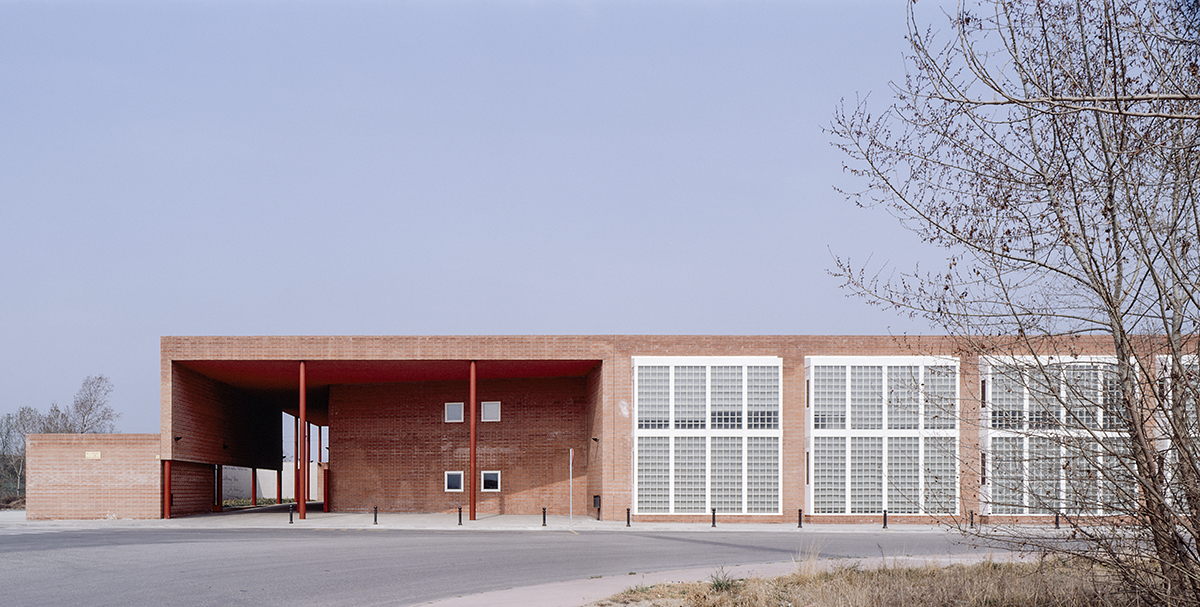 Secondary School in Roda de Ter - Garcés - de Seta - Bonet