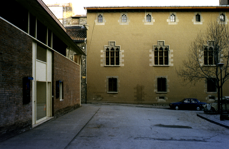 Centro social para la tercera edad - Garcés - de Seta - Bonet